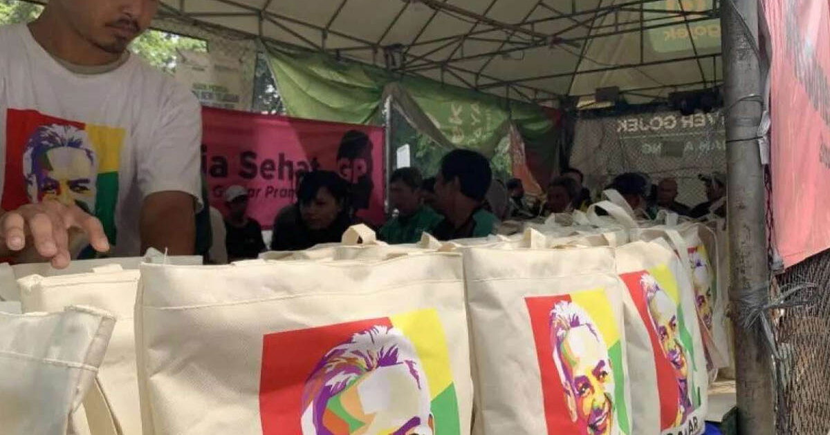 Pelayanan Kesehatan dari Relawan Kawan Juang