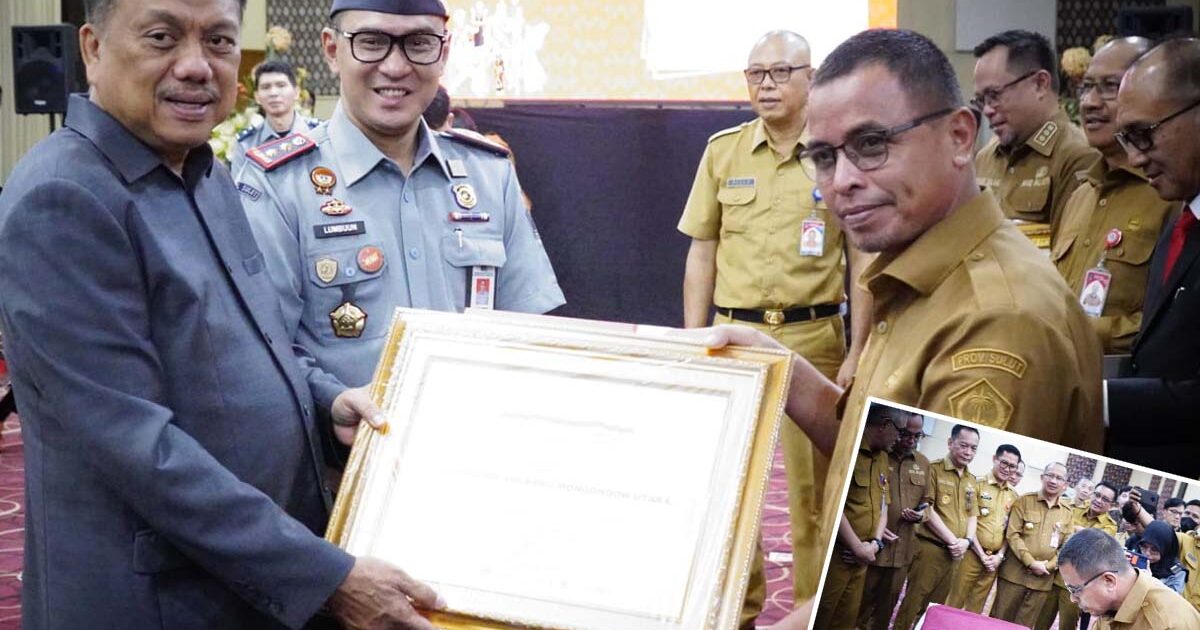 Pj Bupati Bolmut Terima Penghargaan di Hari HAM Sedunia