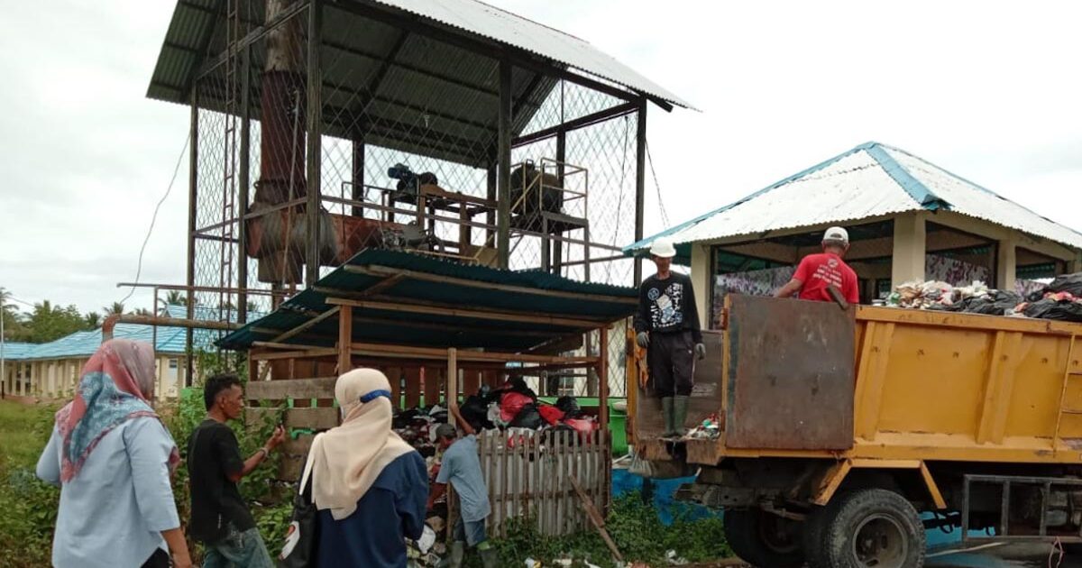 Pemkab Bolmut Berambisi Raih Adipura