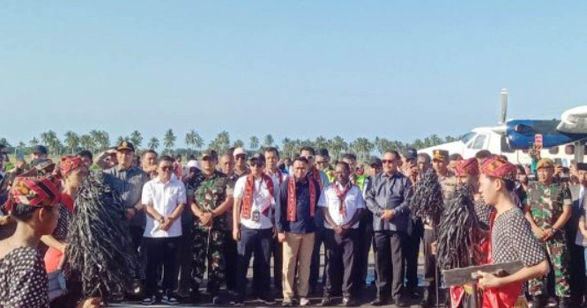 Pendaratan Perdana di Bandara Lolak