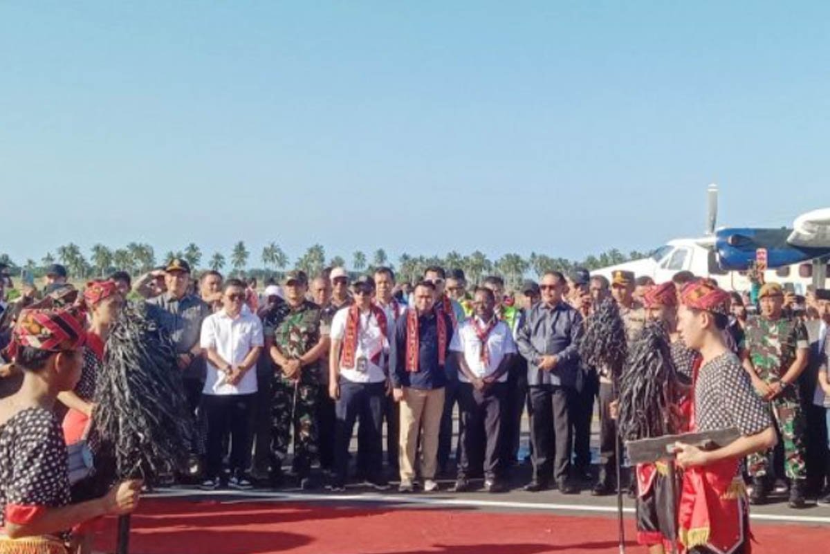 Pendaratan Perdana di Bandara Lolak