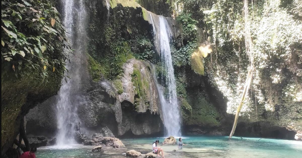Air Terjun Laumarang