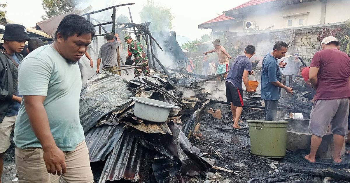 Kebakaran Hanguskan Rumah Abdul Adar Marenteng
