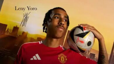 Leny Yoro Bergabung dengan Manchester United