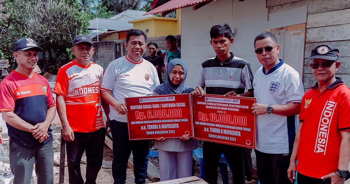 Bupati Bolmut Serahkan Bantuan Kebakaran di Boroko Utara