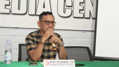 Plt Ketua Bawaslu Bolmut, Rizki Posangi