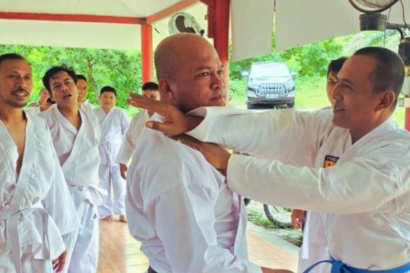 Polres Buol Ujian Beladiri