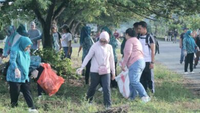 TP-PKK Boltim Gela Bersih Lingkungan