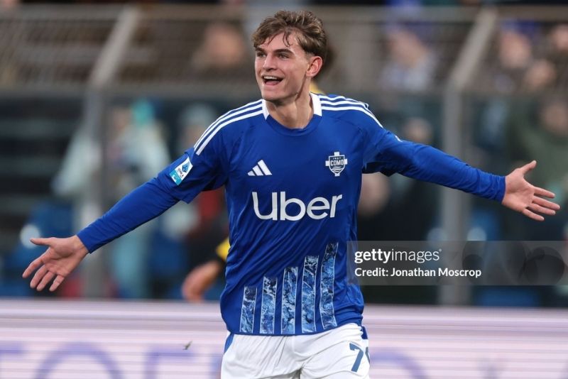Chelsea incar Nico Paz