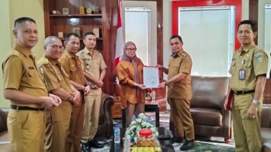 Abraham Hassu Plt Kadis Perindagkop Bolmut