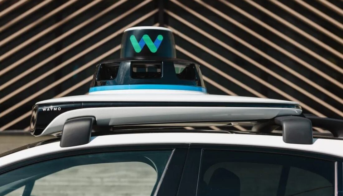 Robotaxi Waymo Uber