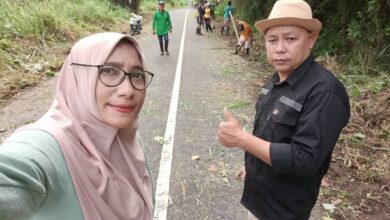 Camat Nuangan Pimpin Kerja Bakti