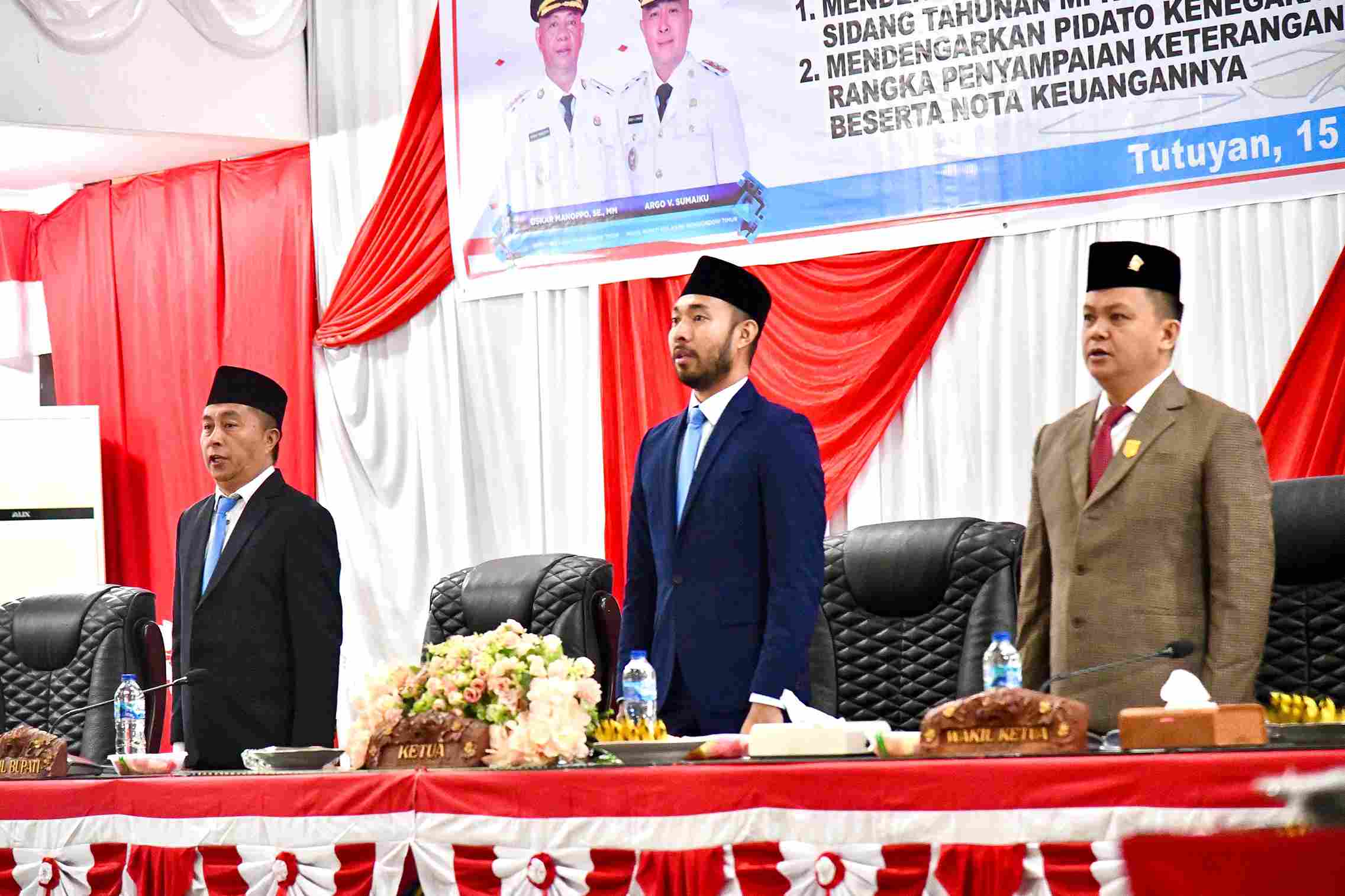 wabup boltim argo sumaiku menghadiri rapat paripurna istimewa dprd