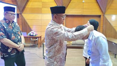 Bupati Boltim Oskar Manoppo bersama tenaga kesehatan dorong kawasan tanpa rokok