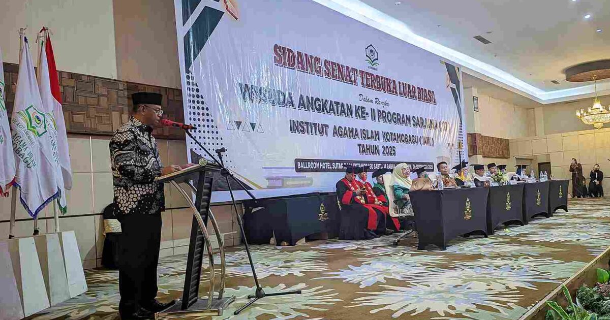 Bupati Boltim Oskar Manoppo Hadiri Wisuda IAI Kotamobagu 2025