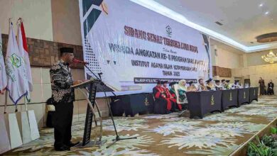 Bupati Boltim Oskar Manoppo Hadiri Wisuda IAI Kotamobagu 2025