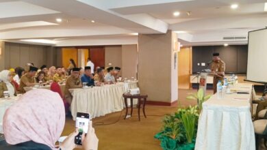 Bupati Boltim Oskar Manoppo membuka Bimtek Keuangan Daerah di Hotel Quality Manado.