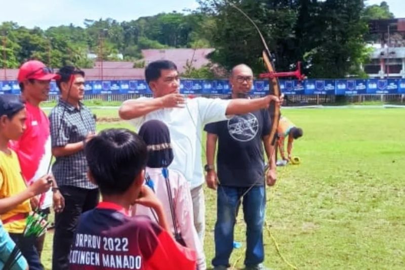 Gubernur Yulius Selvanus Porprov Sulut 2025