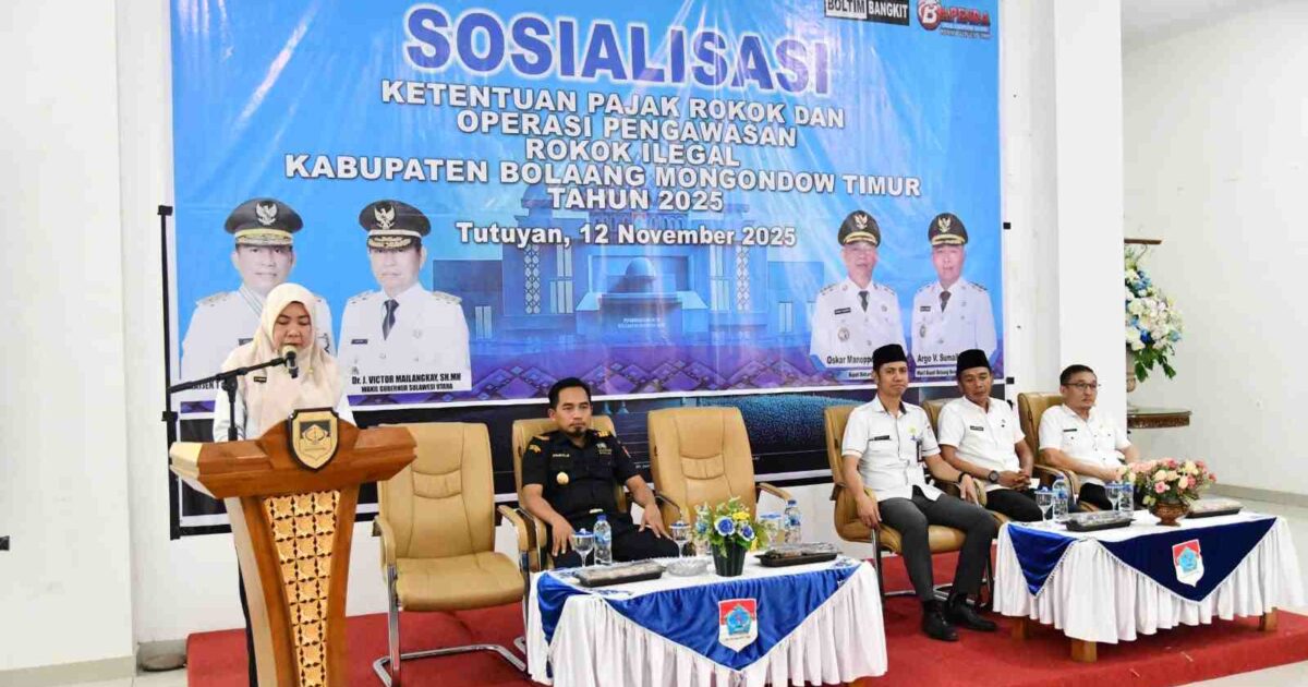 dr. Minarni Manoppo membuka kegiatan sosialisasi pajak rokok di Kantor Bupati Boltim.