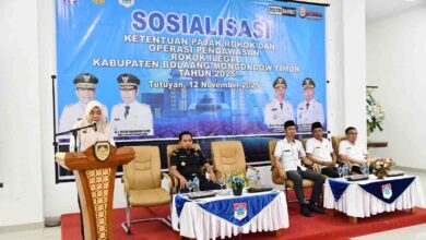 dr. Minarni Manoppo membuka kegiatan sosialisasi pajak rokok di Kantor Bupati Boltim.