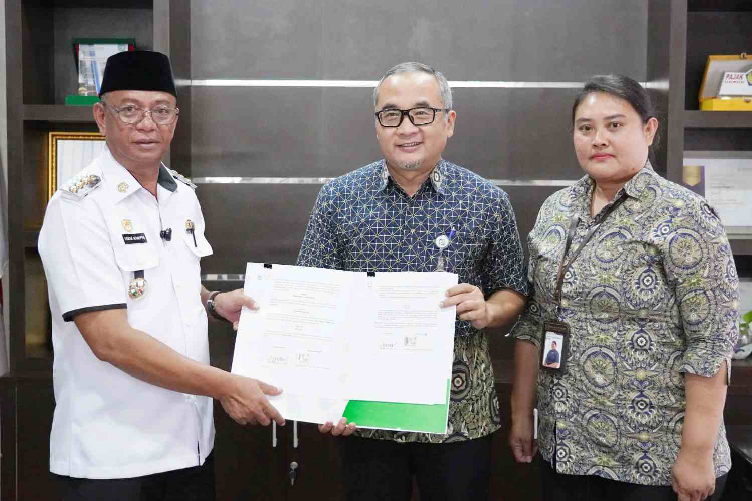 Suasana penandatanganan nota kesepakatan antara Pemkab Boltim dan BPJS Kesehatan