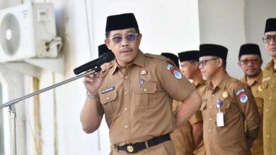 Sekda Boltim Iksan Pangalima menyampaikan DAU Boltim Februari 2026 bebas sangsi