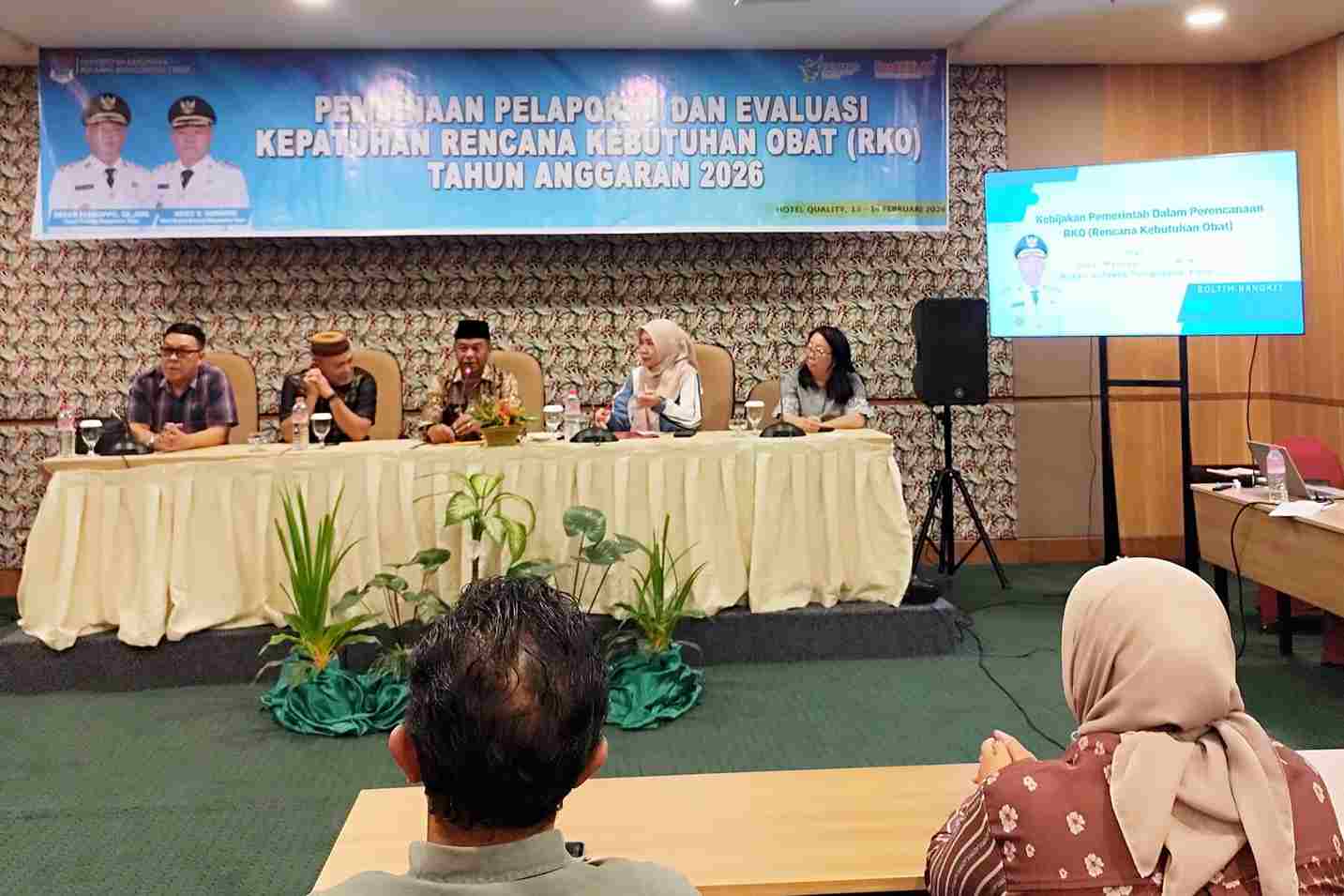 Bupati Boltim Oskar Manoppo saat penutupan RKO di Manado