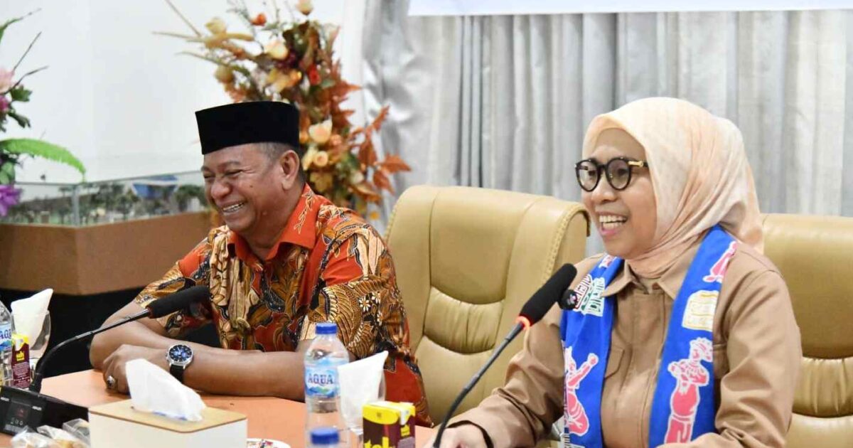 Bupati Boltim Oskar Manoppo menerima kunjungan kerja DPR RI Komisi V Yasti Soepredjo Mokoagow