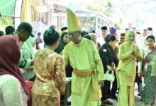 Bupati Boltim menyampaikan kesiapan Pemkab mengambil alih perayaan Tulude mulai 2027