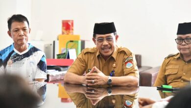 Pemkab Boltim melepas 16 atlet pencak silat untuk mengikuti Open Tournament di Minahasa Selatan