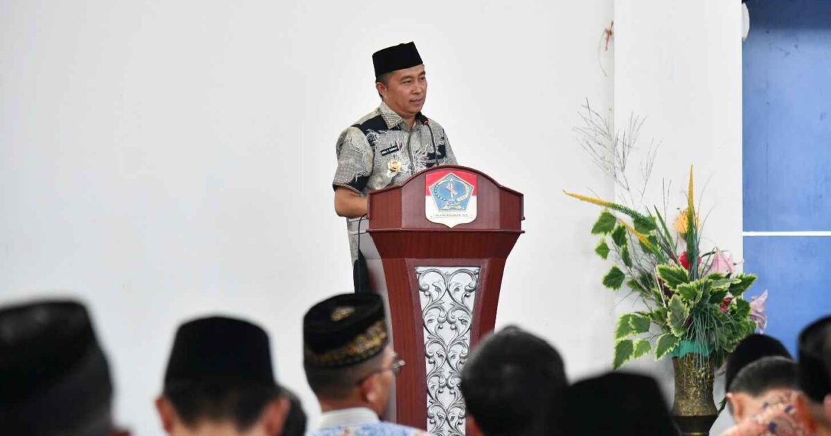 Wabup Boltim Argo Vinsensius Sumaiku membuka konsultasi publik revisi RTRW 2013–2033