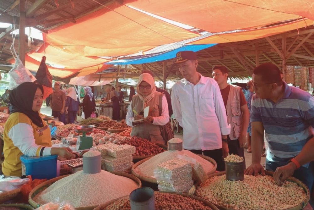 Harga sembako di Pasar Soguo