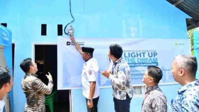 Empat keluarga di Desa Matabulu Boltim nikmati listrik gratis