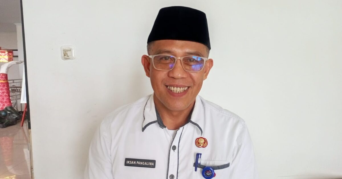 Sekda Boltim Iksan Pangalima memberikan klarifikasi soal dana media desa