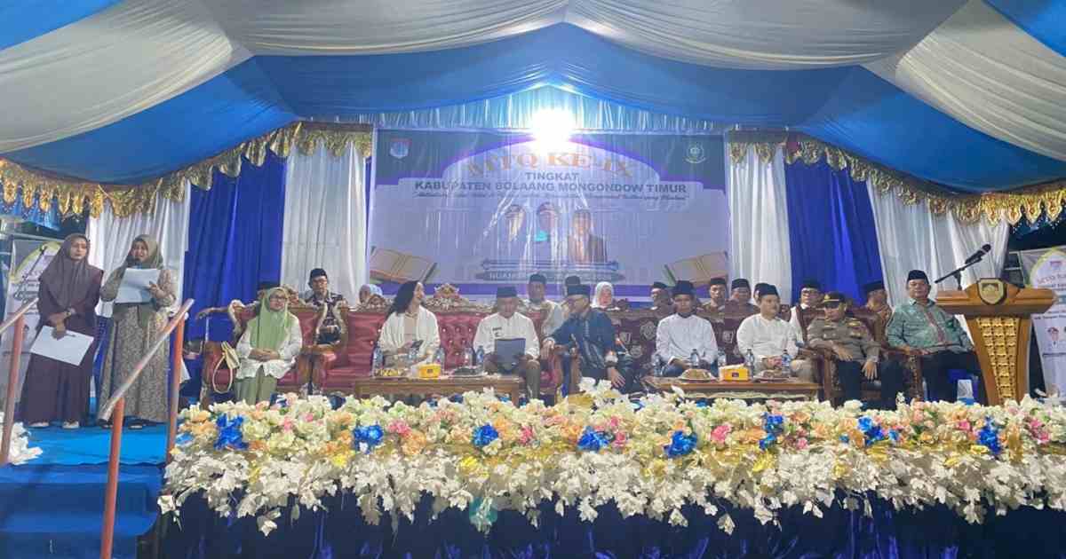 Suasana pembukaan MTQ Boltim dengan tarian adat dan pembacaan Al-Qur’an
