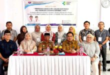 Bupati Oskar Manoppo saat hadir pelatihan penyegaran mikroskopis malaria di Boltim
